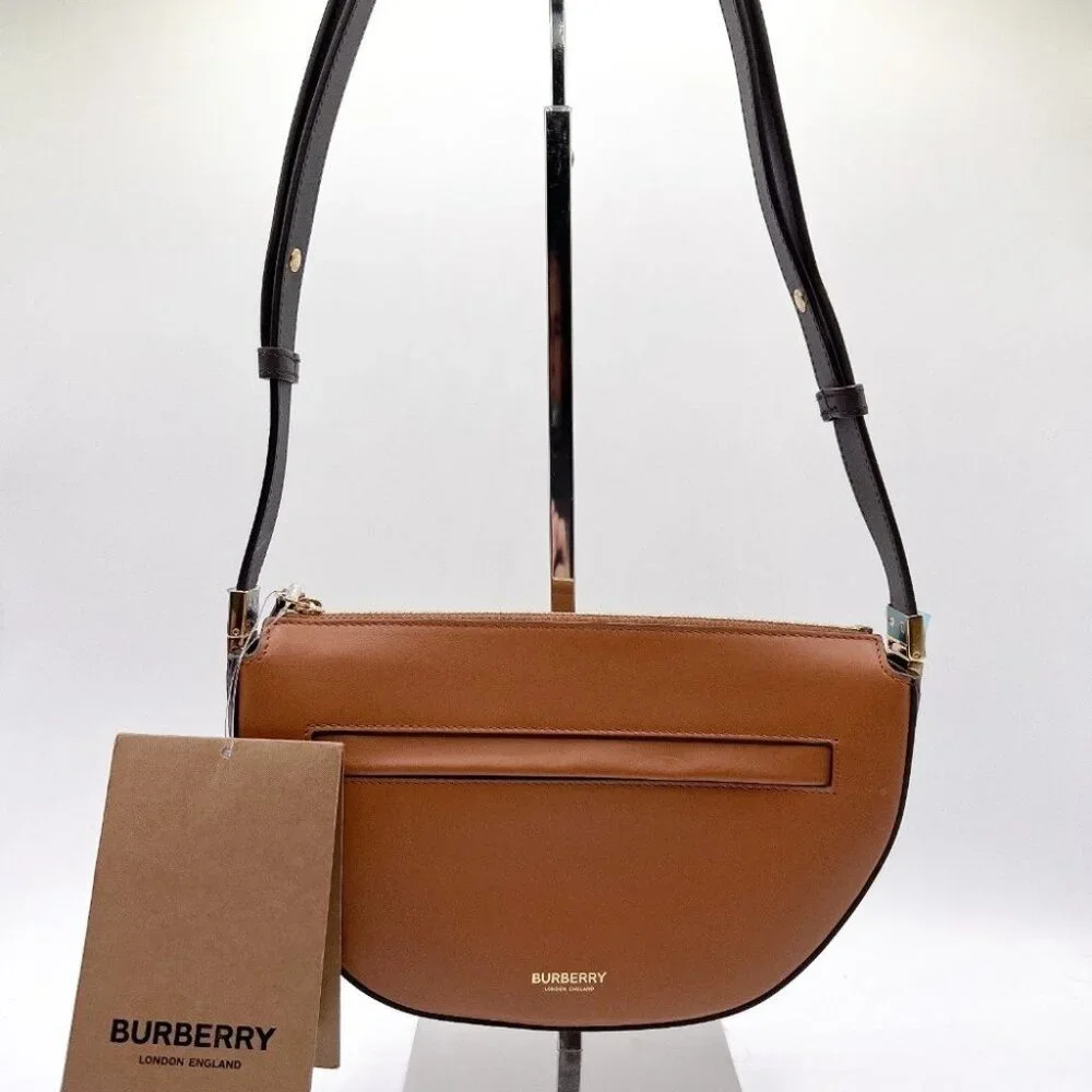Burberry Olympia small shoulder bag in brown - Picture 8 of 12